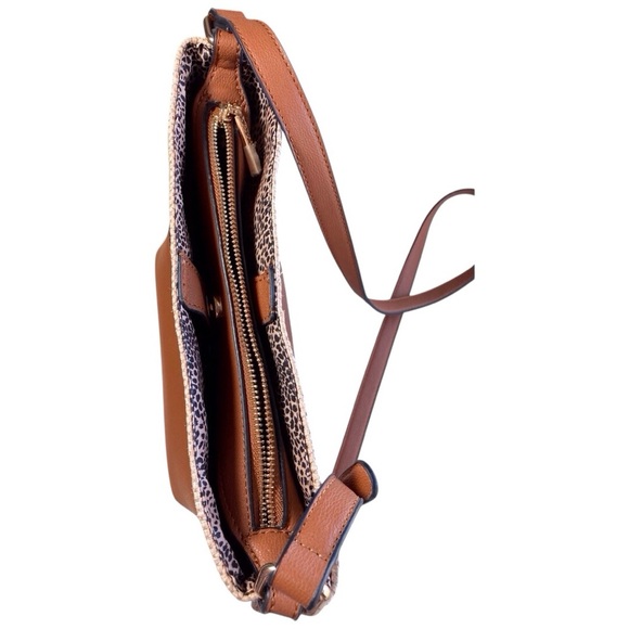 **Izzy & Ali **Vegan Leather Wicker Satchel Crossbody Handbag tan beige NWOT - Picture 2 of 8